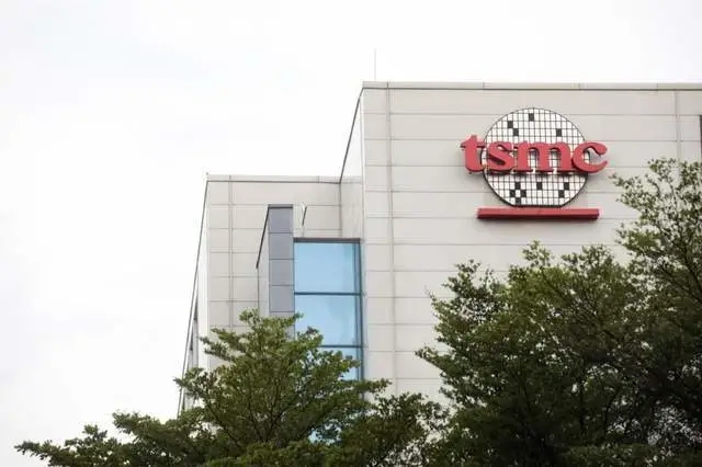 美国核心缩水1.5万亿。TSMC宣布在宁建厂后,巴菲特一下子砸了290亿元